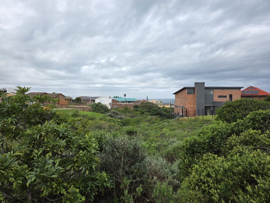 0 Bedroom Property for Sale in Wavecrest Eastern Cape